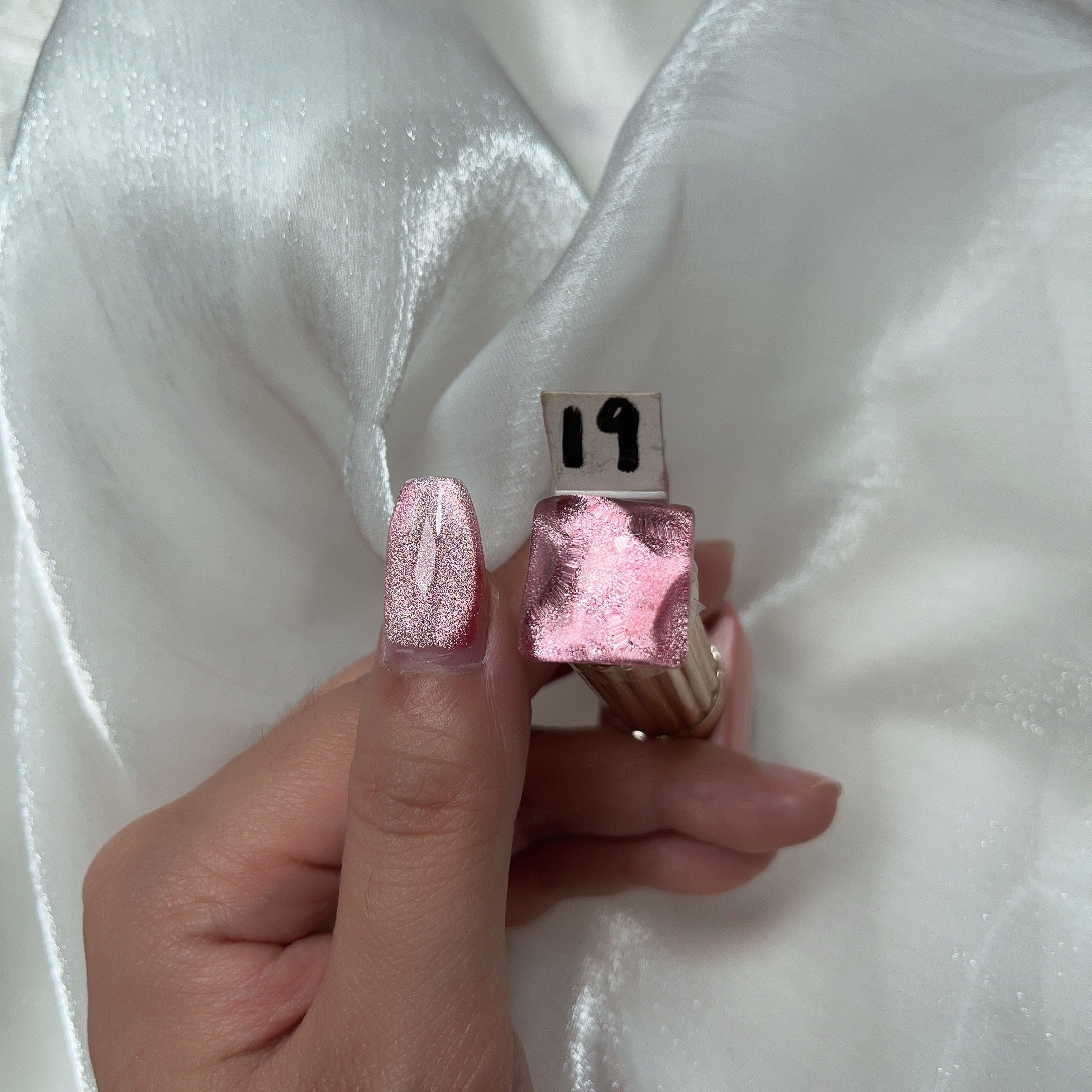 Pink Bottle - Cateye